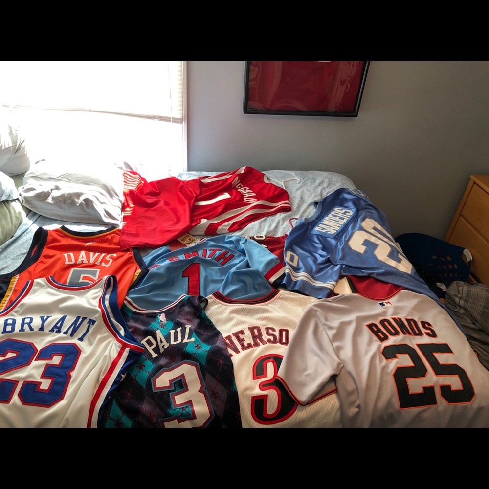 Sports jerseys